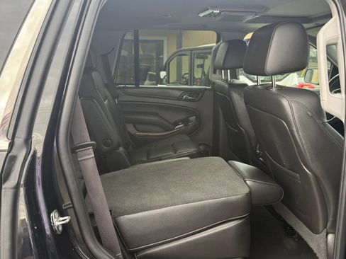 Used 2016 GMC Yukon SLT w/ Open Road Package AWD/4WD image 16