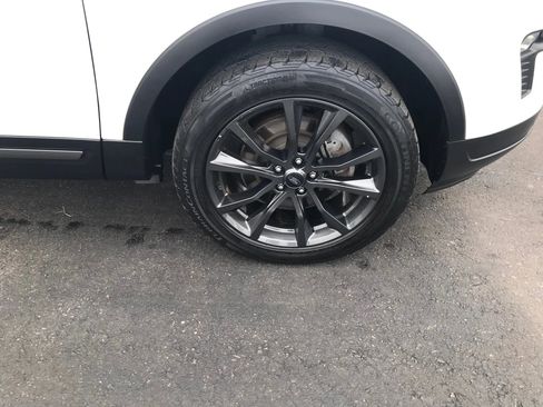 Used 2019 Ford Explorer XLT w/ Equipment Group 202A image 51