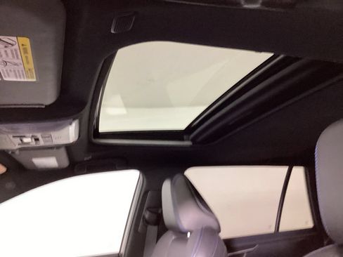 Used 2023 Toyota RAV4 XSE AWD/4WD image 29
