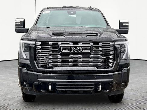 New 2026 GMC Sierra 3500 Denali Ultimate w/ LPO, Black Badging Package AWD/4WD image 2