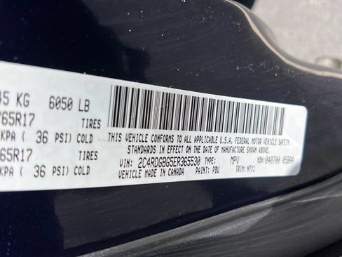 Used 2014 Dodge Grand Caravan SE FWD image 25