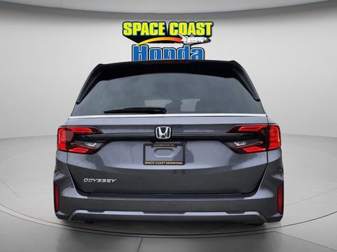New 2026 Honda Odyssey EX-L image 8