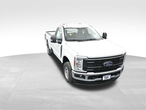 New 2026 Ford F350 XL w/ XL Chrome Package image 43
