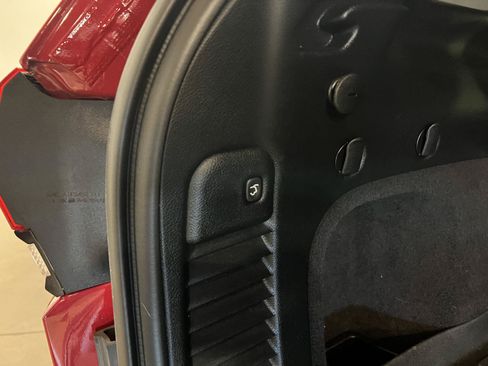 Used 2018 Jeep Grand Cherokee Trackhawk AWD/4WD image 41