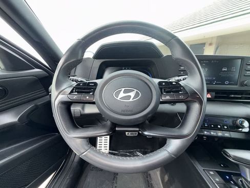 Used 2025 Hyundai Elantra Sport w/ Cargo Package FWD image 15