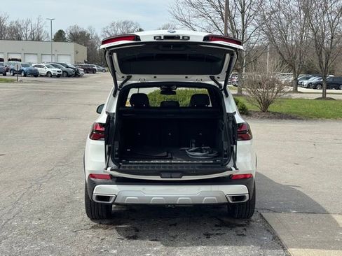 Certified 2026 BMW X5 xDrive50e image 32