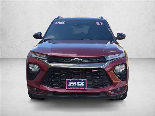 Used 2023 Chevrolet TrailBlazer RS w/ Sun and Liftgate Package FWD image 2