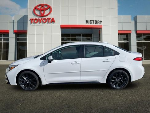 New 2026 Toyota Corolla SE image 6