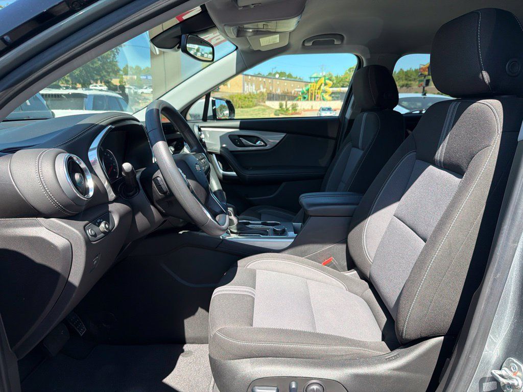 Used 2024 Chevrolet Blazer LT w/ Convenience Package FWD image 23