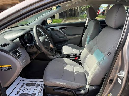 Used 2013 Hyundai Elantra GLS w/ Preferred Pkg FWD image 9