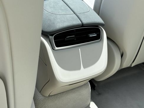 Certified 2023 Mercedes-Benz EQS 580 4MATIC Sedan image 26