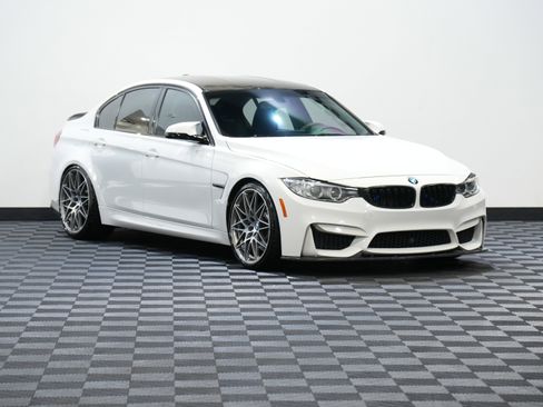 Used 2017 BMW M3 image 5