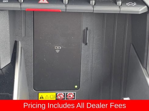 Used 2025 Toyota Tundra Platinum AWD/4WD image 17