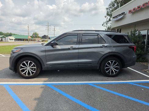 Used 2026 Ford Explorer ST-Line AWD/4WD image 7