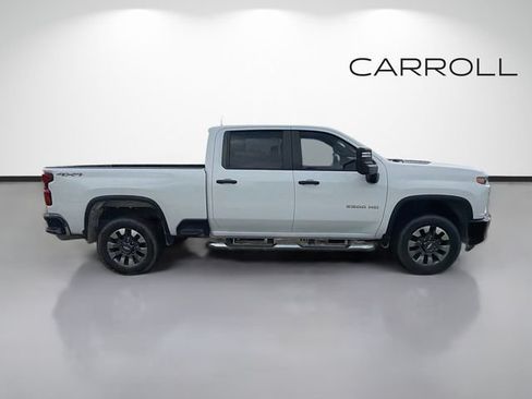 Used 2023 Chevrolet Silverado 2500 Custom w/ Custom Value Package AWD/4WD image 2