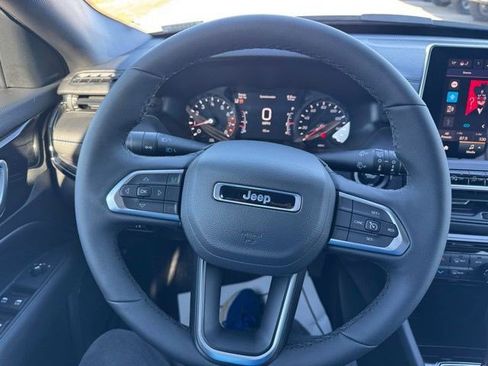 New 2026 Jeep Compass Latitude AWD/4WD image 16