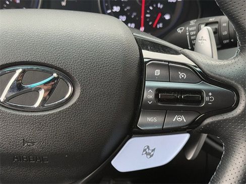 Used 2022 Hyundai Veloster N image 14