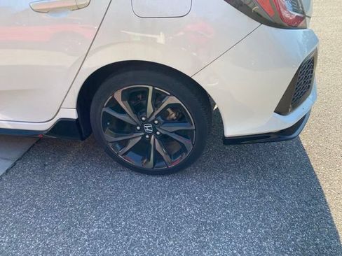 Used 2018 Honda Civic Sport image 13
