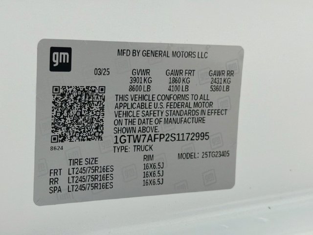 Used 2025 GMC Savana 2500 w/ Driver Convenience Package RWD image 23