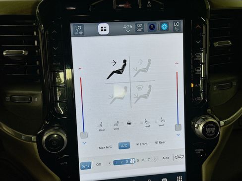 Used 2024 RAM 2500 Laramie image 24