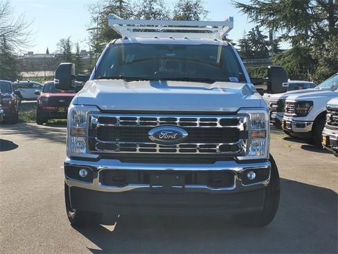 New 2025 Ford F350 XL w/ XL Chrome Package image 3