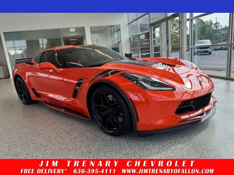 Used 2019 Chevrolet Corvette Grand Sport RWD image 1