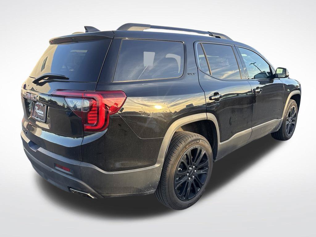 Used 2023 GMC Acadia SLT w/ Elevation Edition FWD image 16