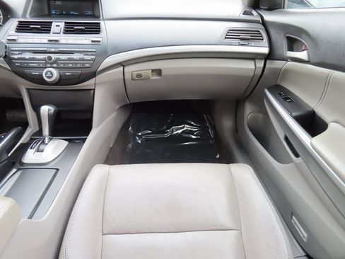 Used 2010 Honda Accord EX-L image 29