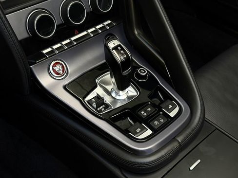 Used 2020 Jaguar F-TYPE image 28