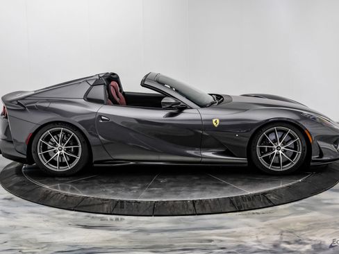 Used 2023 Ferrari 812 GTS RWD image 26