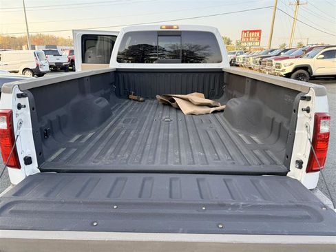 Used 2012 Ford F350 King Ranch w/ King Ranch w/Chrome Pkg AWD/4WD image 17