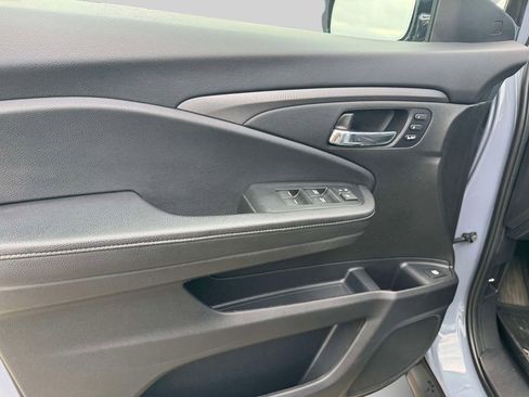 Used 2023 Honda Ridgeline RTL-E image 15