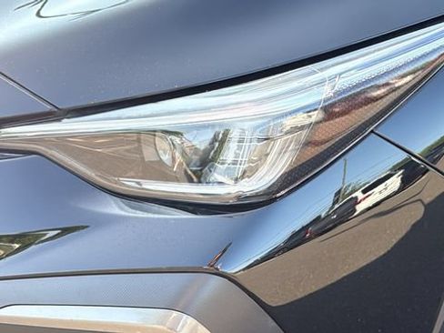 Used 2024 Subaru Crosstrek 2.5i Limited AWD/4WD image 7