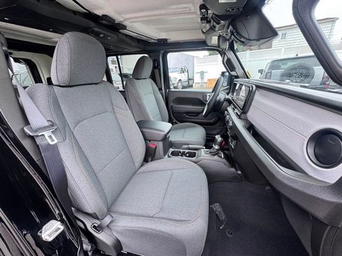 New 2026 Jeep Wrangler Sport S image 18