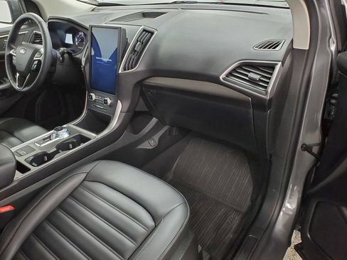 Used 2024 Ford Edge SEL w/ Convenience Package image 11
