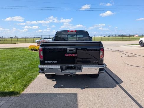 Used 2018 GMC Sierra 1500 SLT AWD/4WD image 8