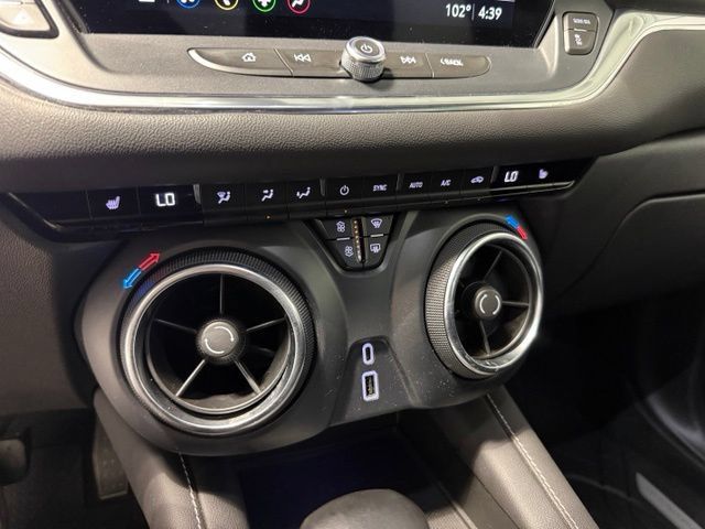 Certified 2024 Chevrolet Blazer LT FWD image 21