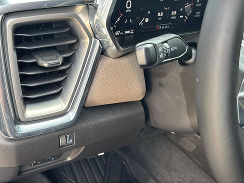 Certified 2025 GMC Canyon Denali image 26