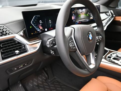 New 2026 BMW X5 xDrive40i w/ Climate Comfort Package AWD/4WD image 12