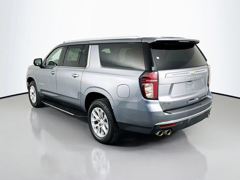 Used 2022 Chevrolet Suburban Premier AWD/4WD image 5