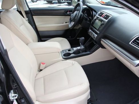 Used 2016 Subaru Legacy 2.5i Limited image 32