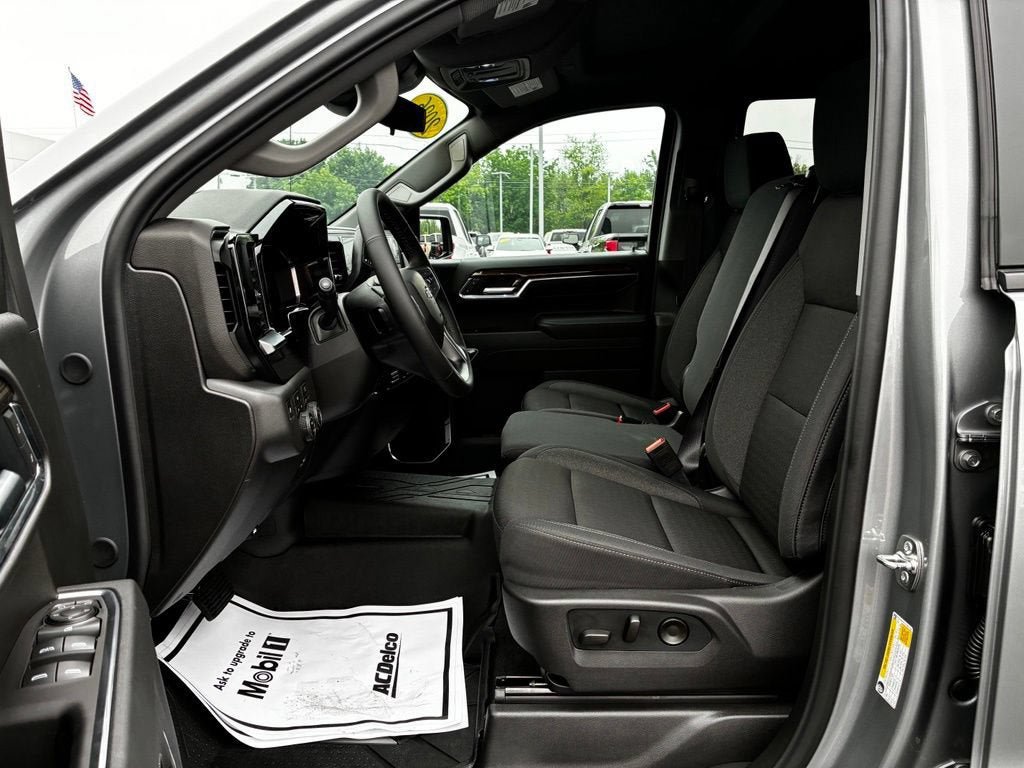 New 2026 Chevrolet Silverado 1500 RST w/ RST Select Package AWD/4WD image 6