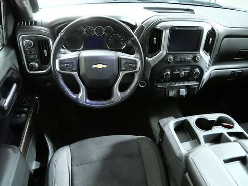 Used 2019 Chevrolet Silverado 1500 LT w/ All-Star Edition AWD/4WD image 2