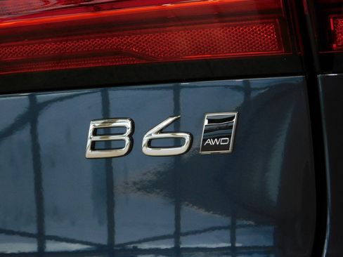 Used 2026 Volvo V90 B6 Cross Country Ultra image 83