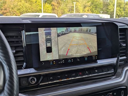 Used 2022 Chevrolet Silverado 1500 LTZ image 14