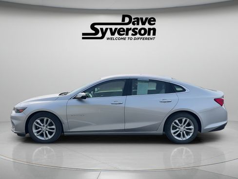 Used 2017 Chevrolet Malibu LT FWD image 8