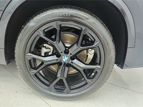 Used 2025 BMW X5 sDrive40i w/ M Sport Package image 65