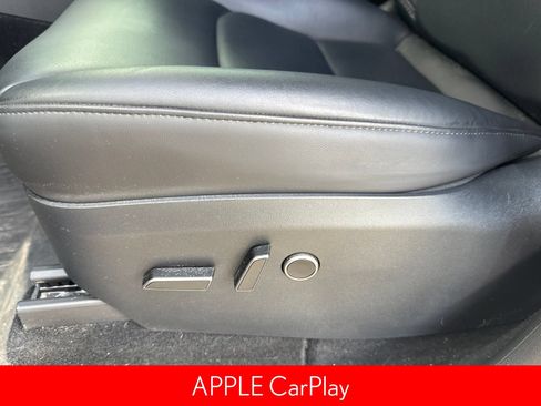 Used 2023 Tesla Model Y Performance AWD/4WD image 9