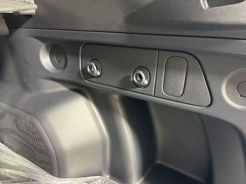 New 2026 Subaru Forester Premium image 32