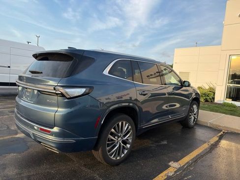 Used 2025 Buick Enclave Avenir w/ Trailering Package, 5000 lbs. AWD/4WD image 4